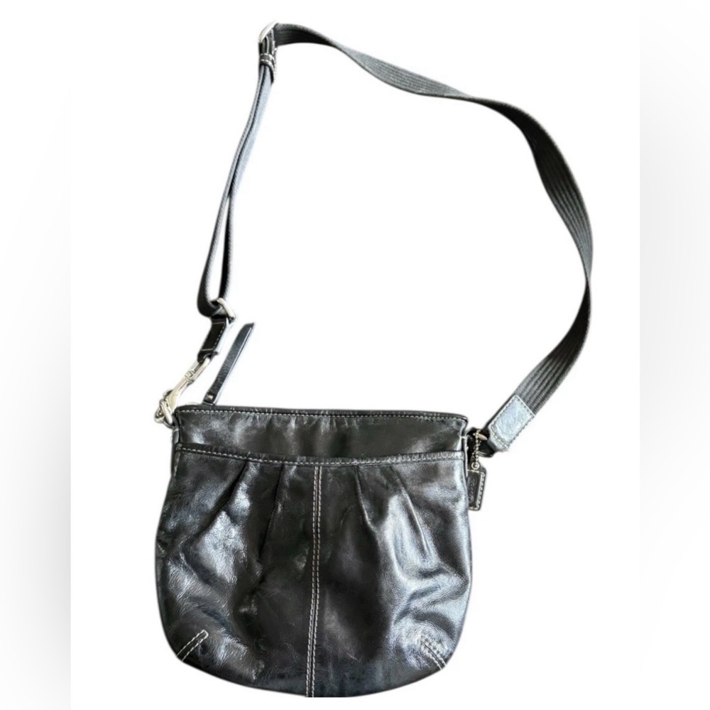 COACH SoHo Blk Pleated Patent Leather Swing Pack Crossbody Bag Detachable Strap